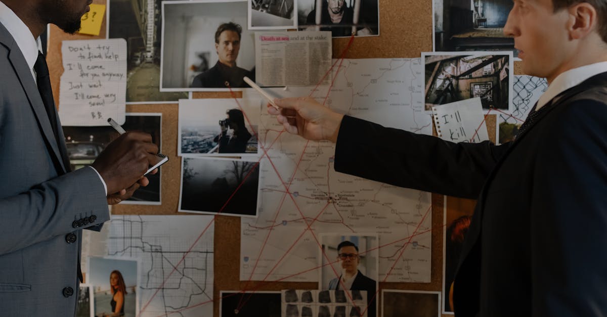 Evaluating Investigation Techniques Based on Investigator Background