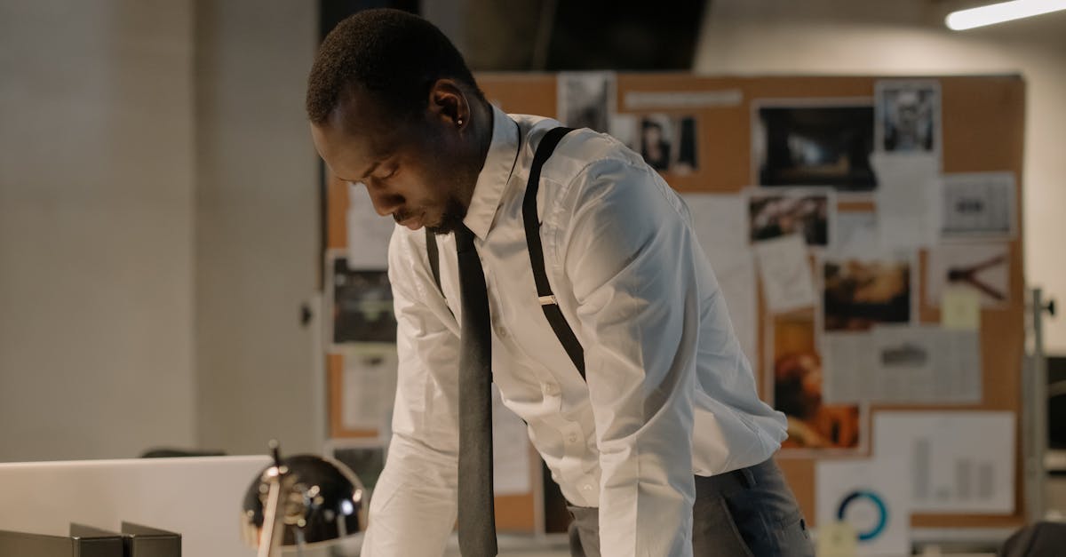 Questions to Ask About Response Times When Choosing a Private Investigator